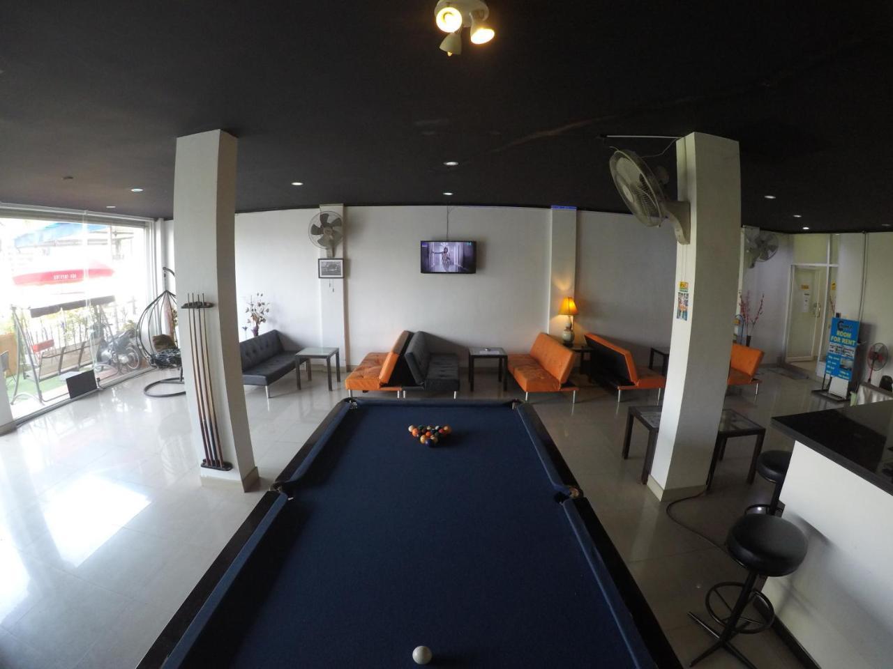 French Connection Hotel Pattaya ภายนอก รูปภาพ