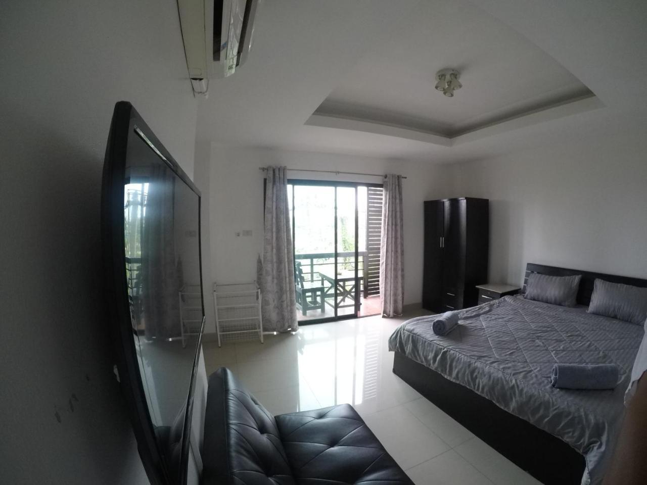 French Connection Hotel Pattaya ภายนอก รูปภาพ